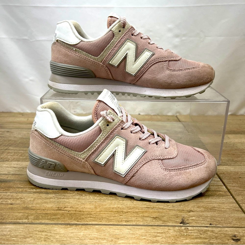 New Balance Women's Sneakers in Soft Pink and White